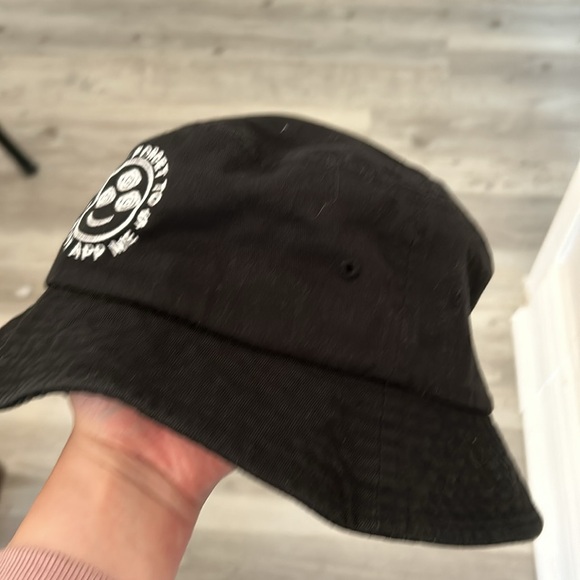 Y2K black bucket hat “Don’t forget to cashapp me” - Picture 3 of 7